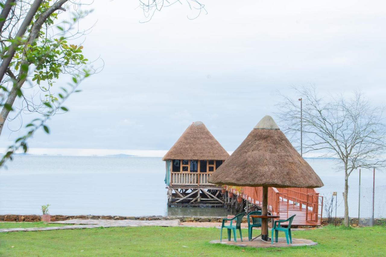 Mirembe Resort Beach Hotel Ssese Kalangala 外观 照片