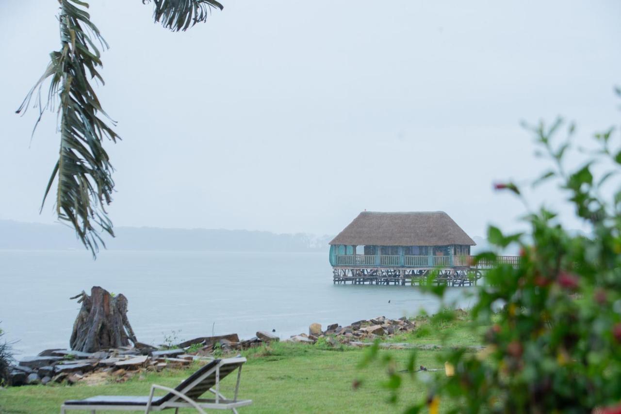 Mirembe Resort Beach Hotel Ssese Kalangala 外观 照片