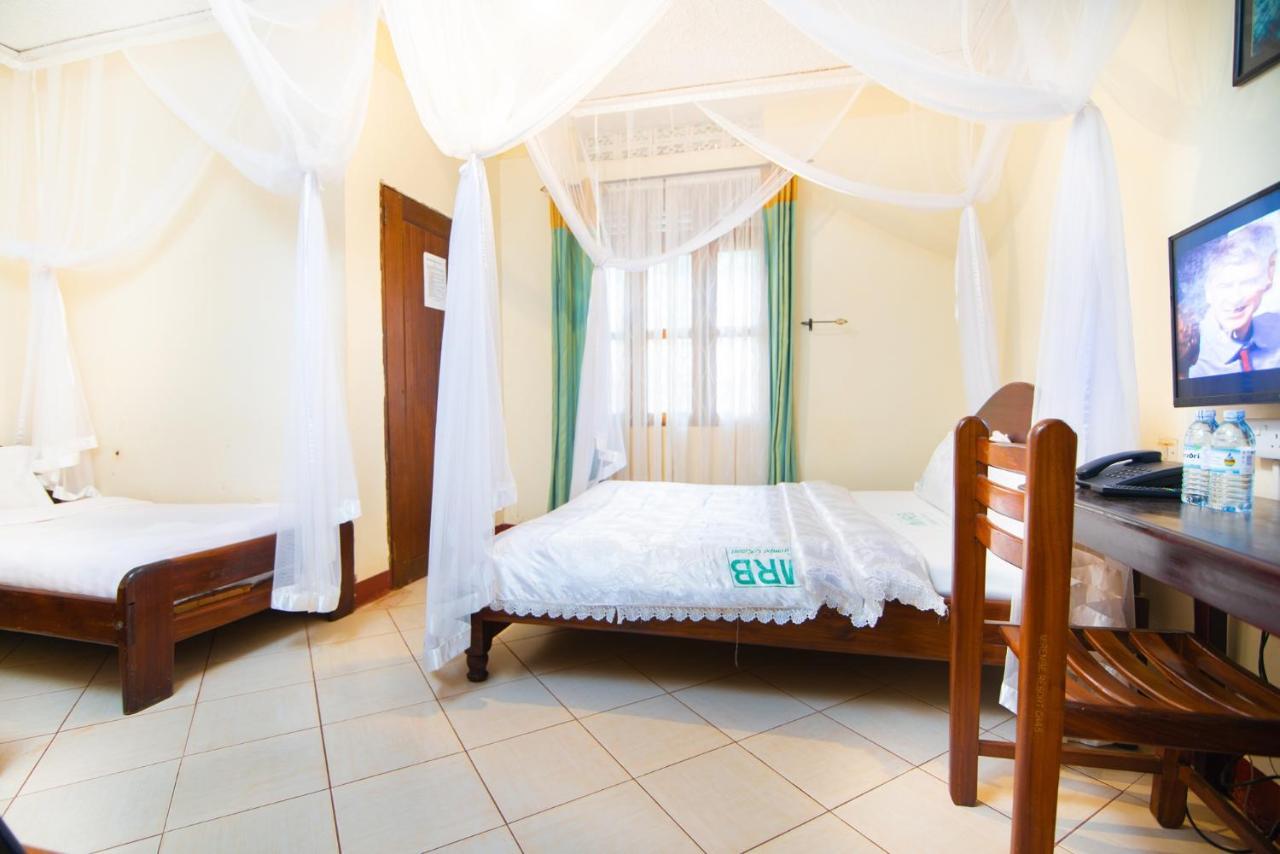 Mirembe Resort Beach Hotel Ssese Kalangala 外观 照片